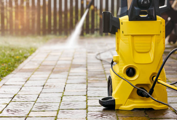 Best Pool Deck Cleaning  in Saddle River, NJ